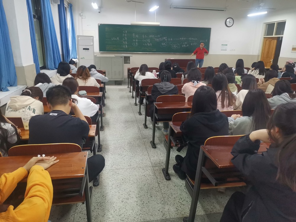 05e0dbf3312c47ba944f27d0b0d74c53.jpg 05e0dbf3312c47ba944f27d0b0d74c53.jpg